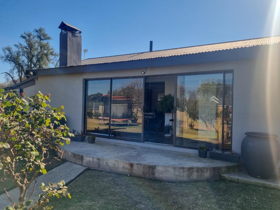 6 Bedroom Property for Sale in Paul Roux Free State
